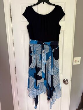 SLNY Black Bodice Blue Floral High-Low Dress